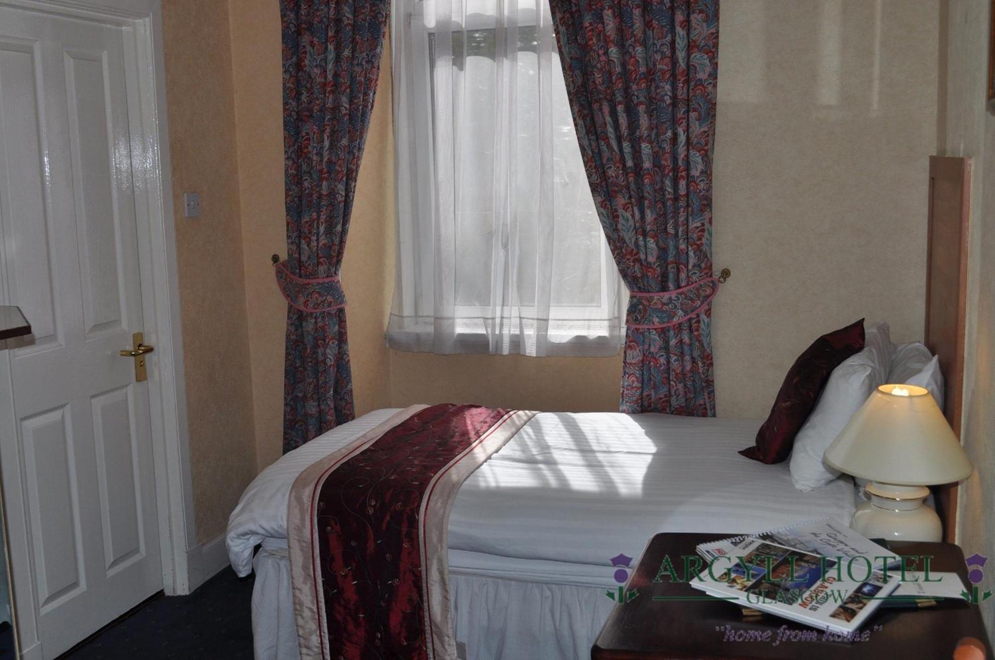 อาร์ไกล์ เกสท์เฮาส์ Bed & Breakfast กลาสโกว์ ภายนอก รูปภาพ